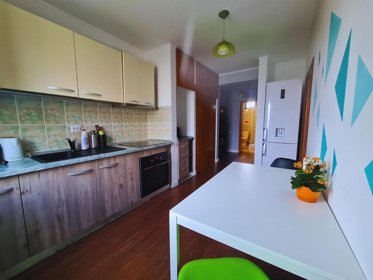 Nosen Apartment Bistrita  Bagian luar foto